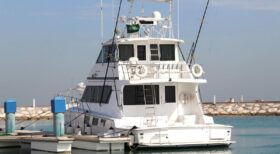 HATTERAS 19M Flying Fish Yachts 1991